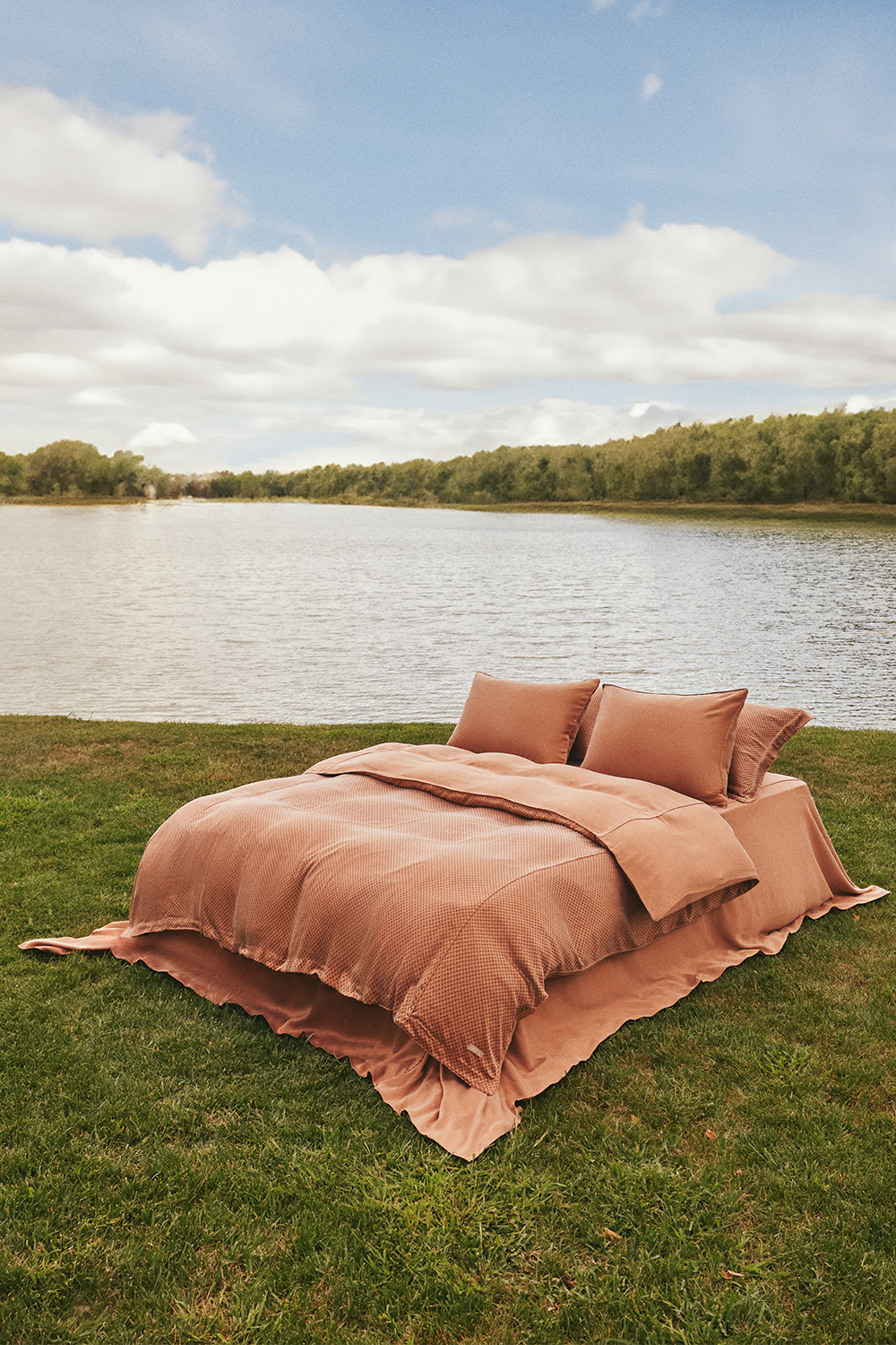 Hera Bronze Bedding Set